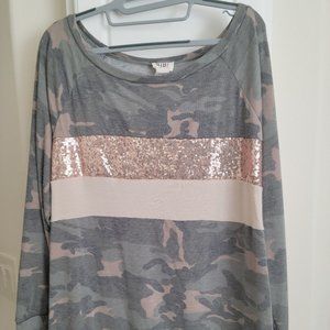 Long sleeve Camo/Sequin
